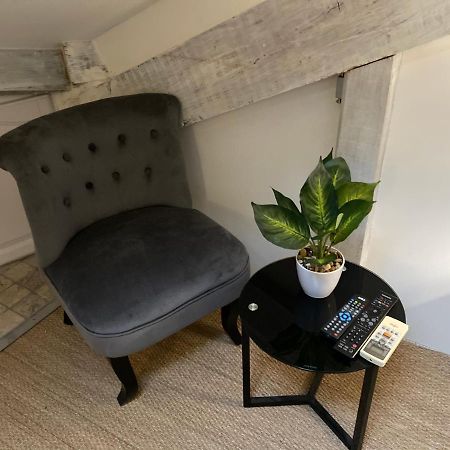 Appartement Cosy Et Moderne, Proche Cite Des Papes Avignon Exterior photo